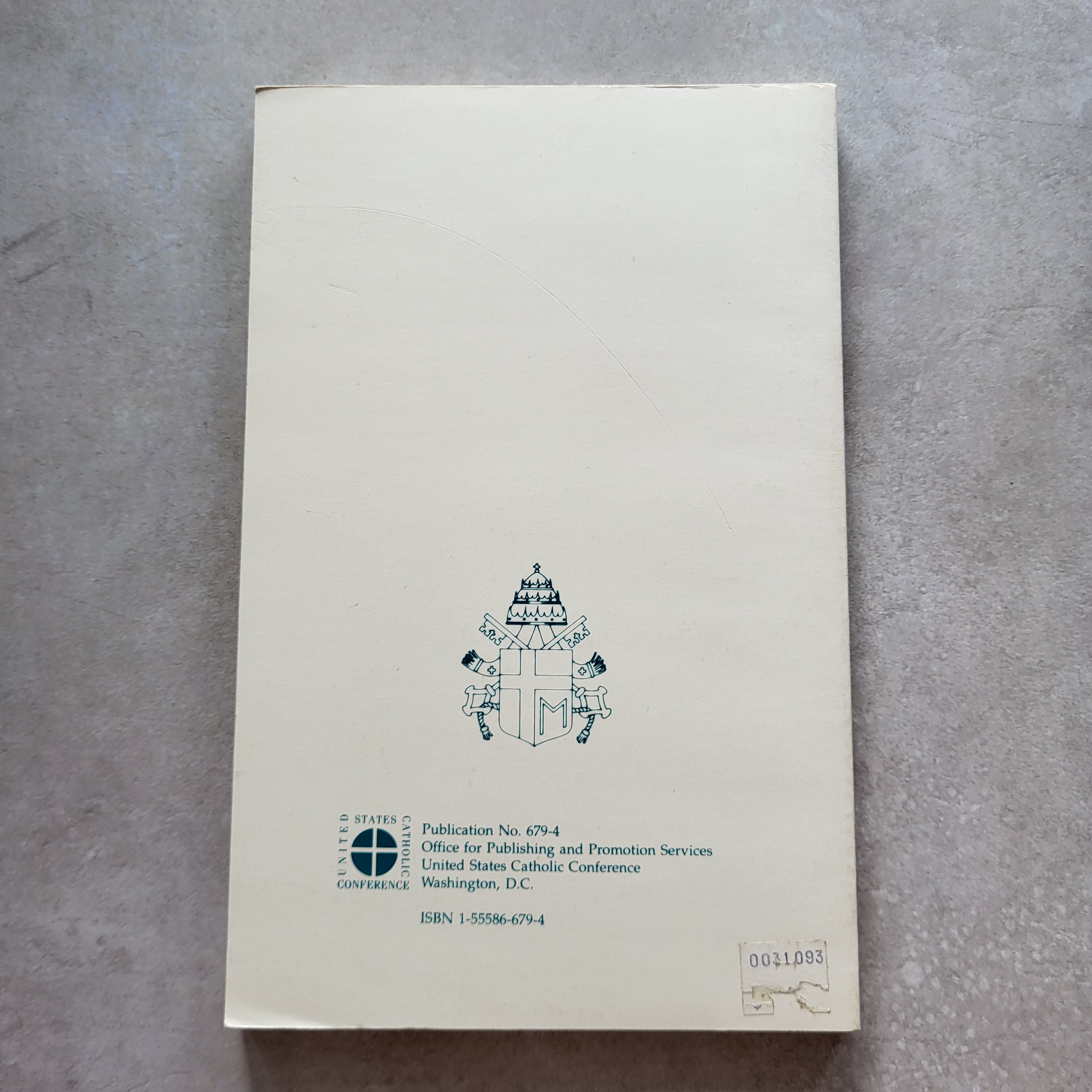 The Splendor of Truth (Veritatis Splendor) by Pope John Paul II (USED)